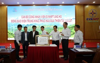 EVNNPT hưởng ứng chung tay ủng hộ nhân dân miền Trung