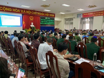 Đẩy mạnh truy quyét thuốc lá nhập lậu bày bán công khai