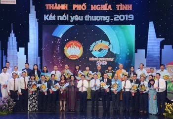 Tập đoàn Novaland ủng hộ Quỹ Vì người nghèo Trung ương và TP. Hồ Chí Minh