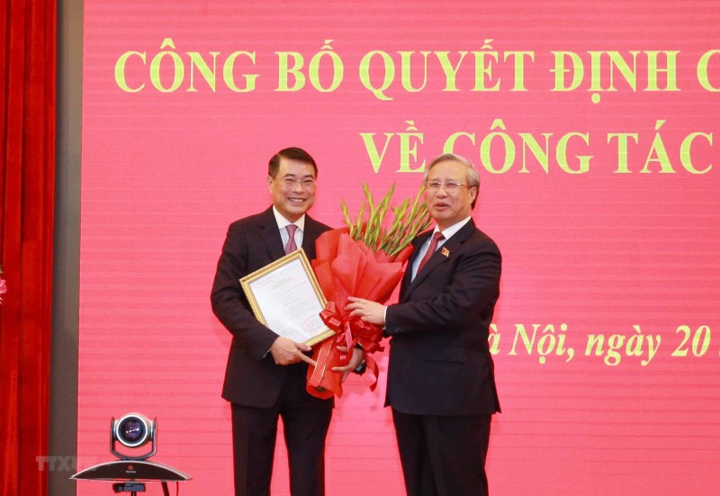 dong chi le minh hung duoc dieu dong phan cong lam chanh van phong trung uong dang