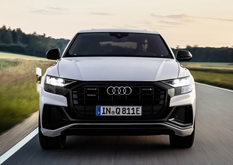 Audi ra mat 2 phien ban Q8 plug-in hybrid moi nhat anh 15