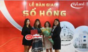 Cư dân Cityland tiếp tục nhận bàn giao sổ hồng