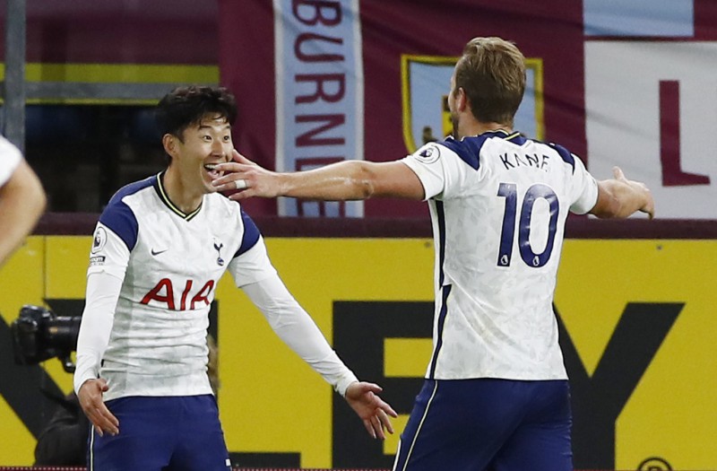 Tottenham dau Burnley anh 8