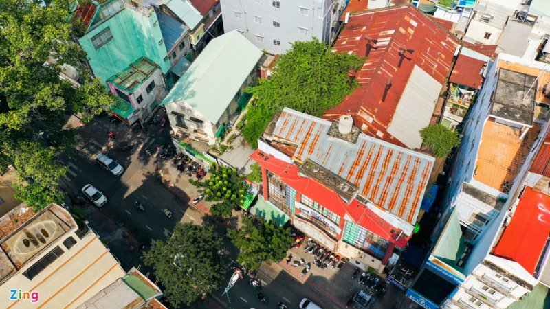 Du an BT ngung tre,  dat 'vang' o TP.HCM lam bai giu xe,  nha kho anh 1