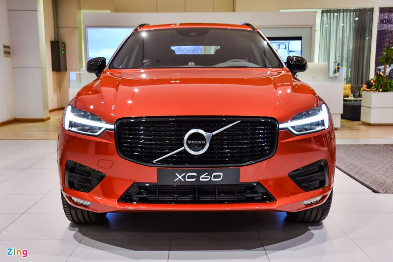 Volvo XC60 R-Design tai Viet Nam anh 3