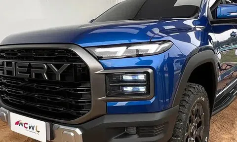 Bán tải Trung Quốc mới lộ diện này sẽ cạnh tranh Ranger, Hilux, có cả máy xăng turbo và hybrid, nhiều đồ chơi off-road đi kèm