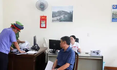 Bắt giam Giám đốc và Phó Giám đốc Công ty CP Chè Minh Rồng